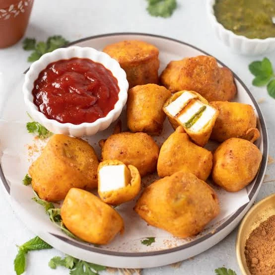 PANEER PAKODA (8 PCS)